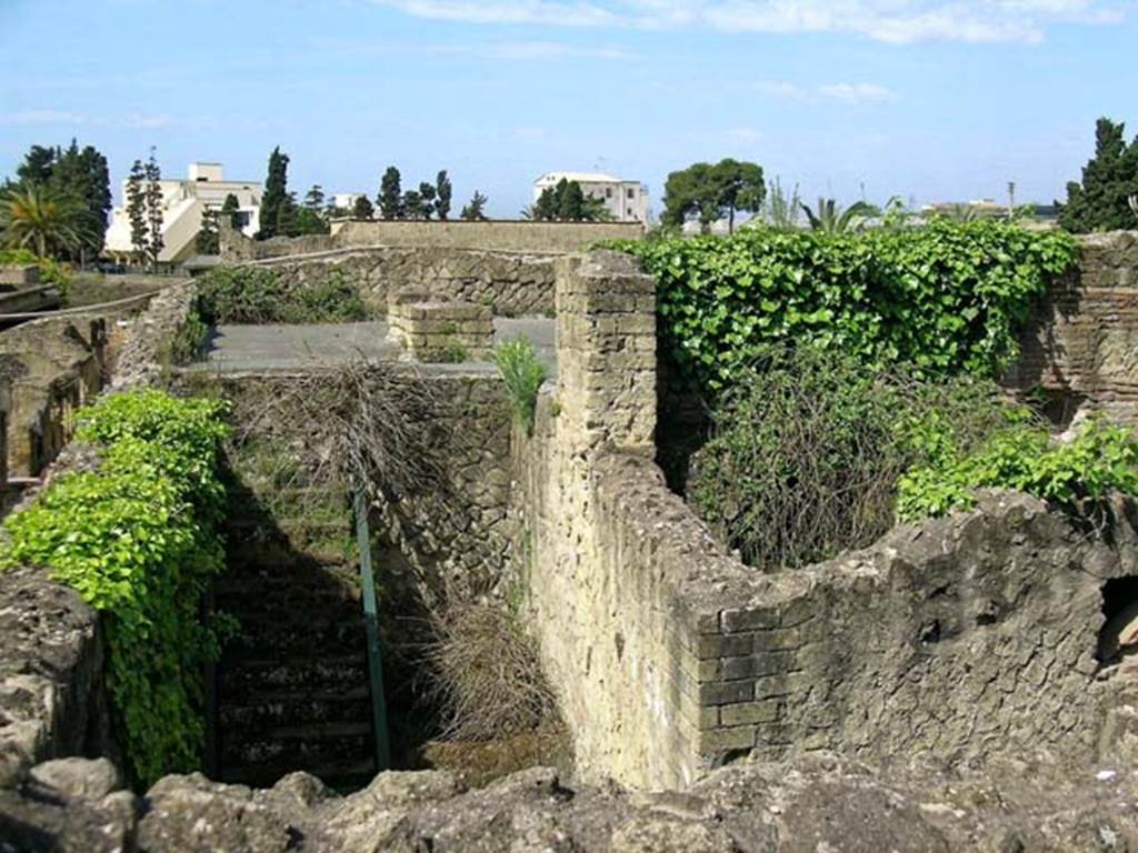 VI.10, Herculaneum. May 2005. Looking south to top of stairs to upper floor attics and terraces.
Photo courtesy of Nicolas Monteix.